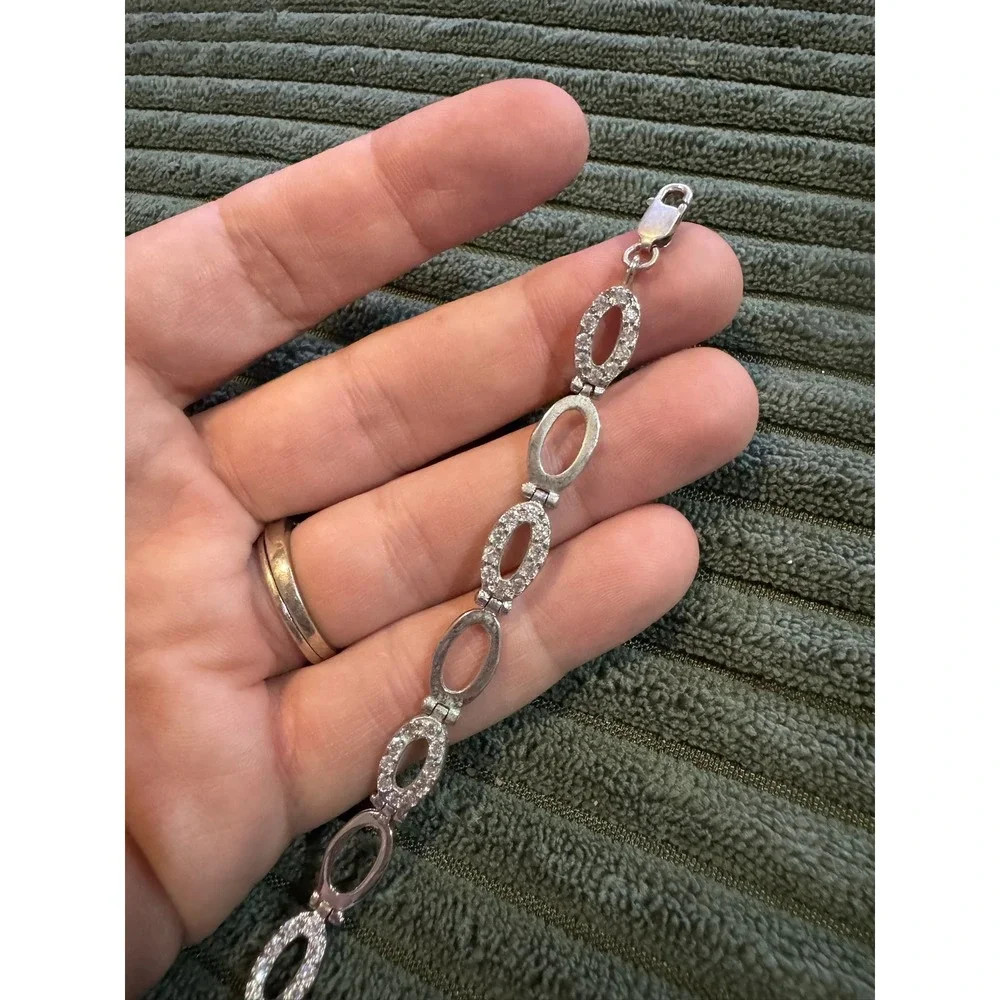 925 Sterling Silver‎ Diamond Chips Oval Link Bracelet Elegant Fine Jewelry